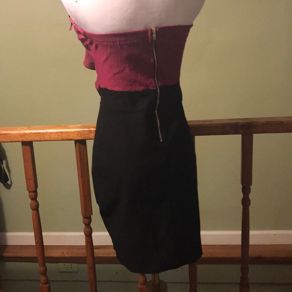 π Host Pick π Body Central dress. With frills - Picture 4 of 5